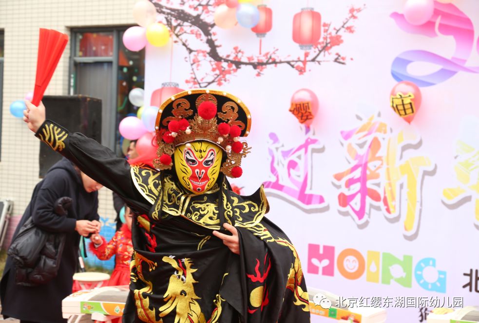 智利新星闪亮登场，赢得国际瞩目的简单介绍