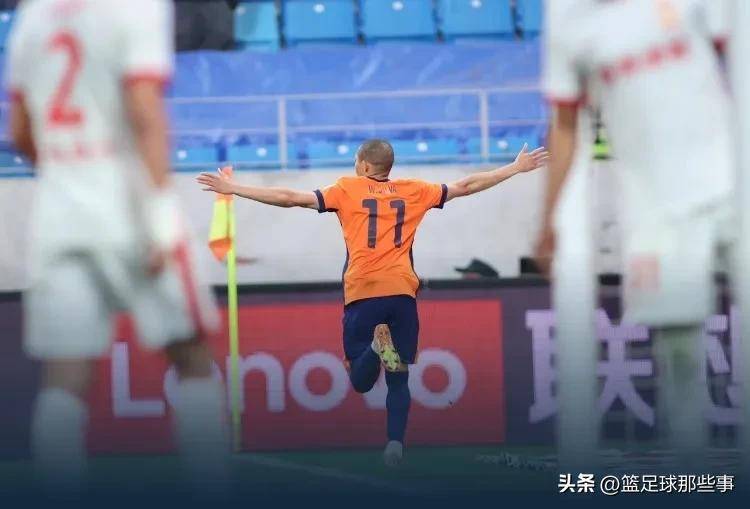 包含大因扎吉与巴勒莫签约，期待执教生涯“帽子戏法的词条