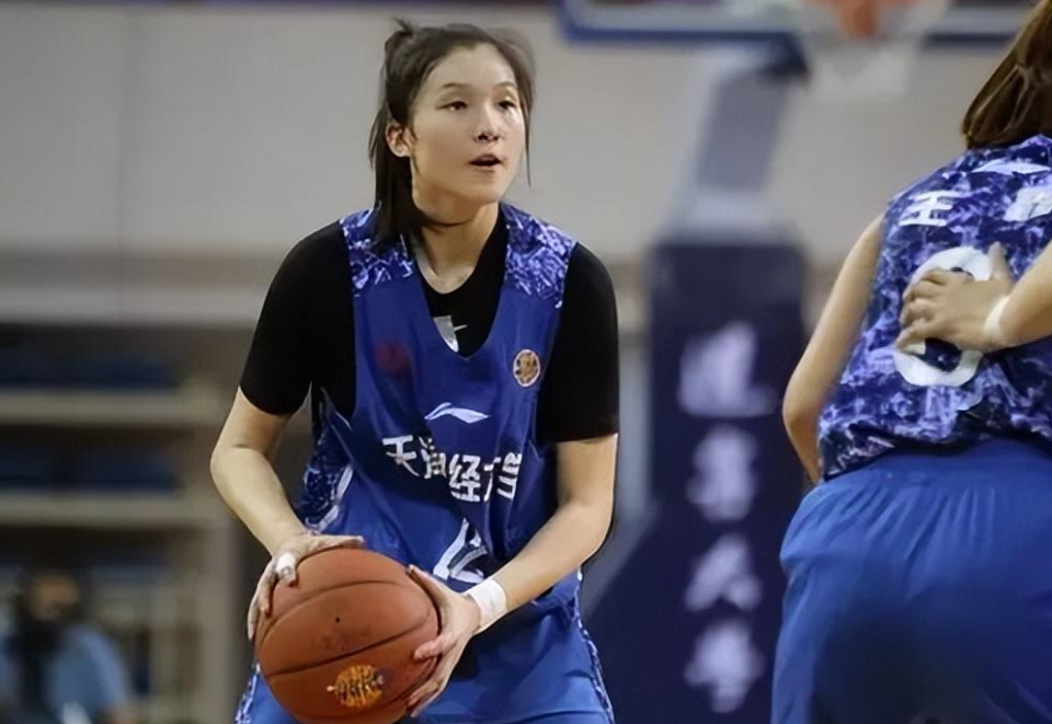 包含小鬼当家！杨舒予扮演后场核心翟若云+罗欣棫太惊艳的词条