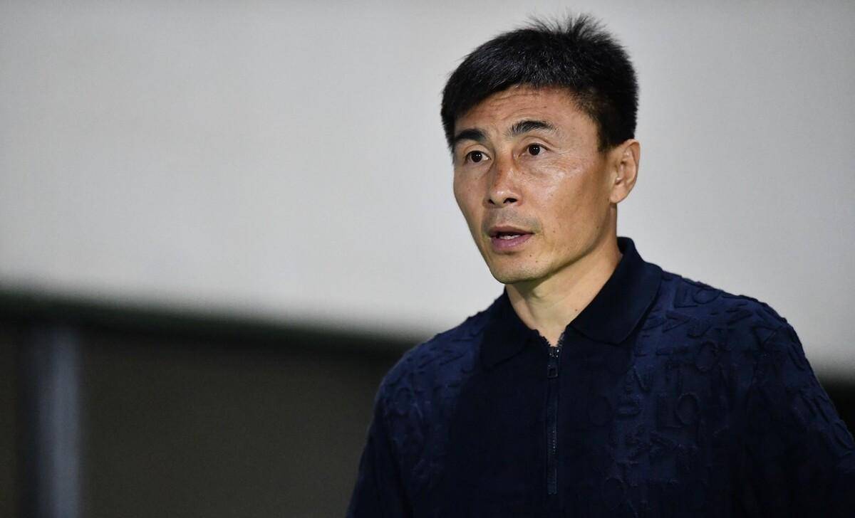李玮锋谈国足压力：输球被骂很正常的简单介绍