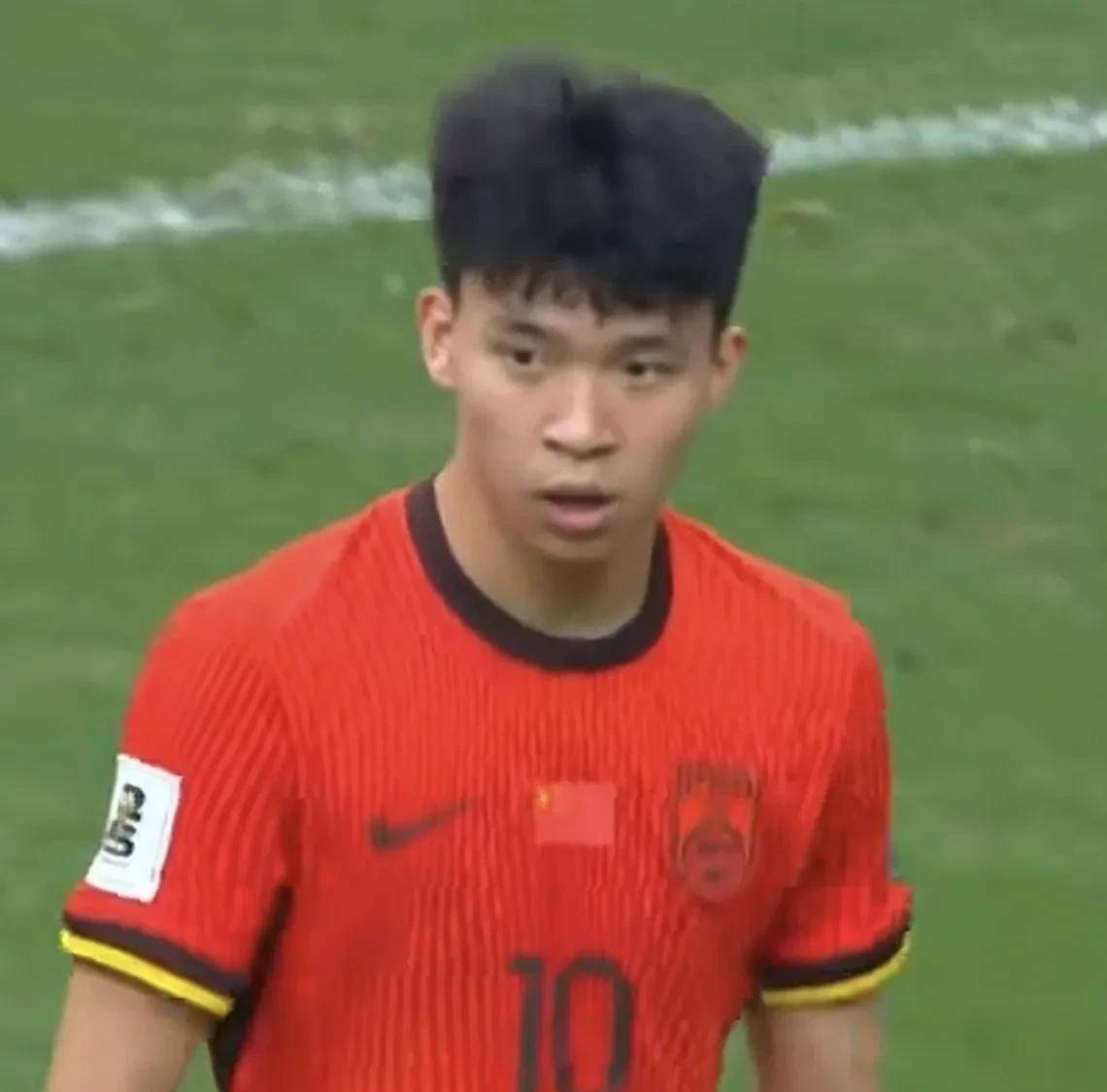 李玮锋谈国足压力：输球被骂很正常的简单介绍